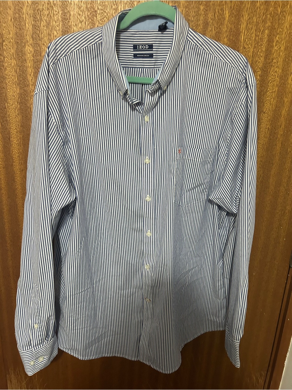 Izod Men's Navy and White Pinstripe Button-Up Shirt